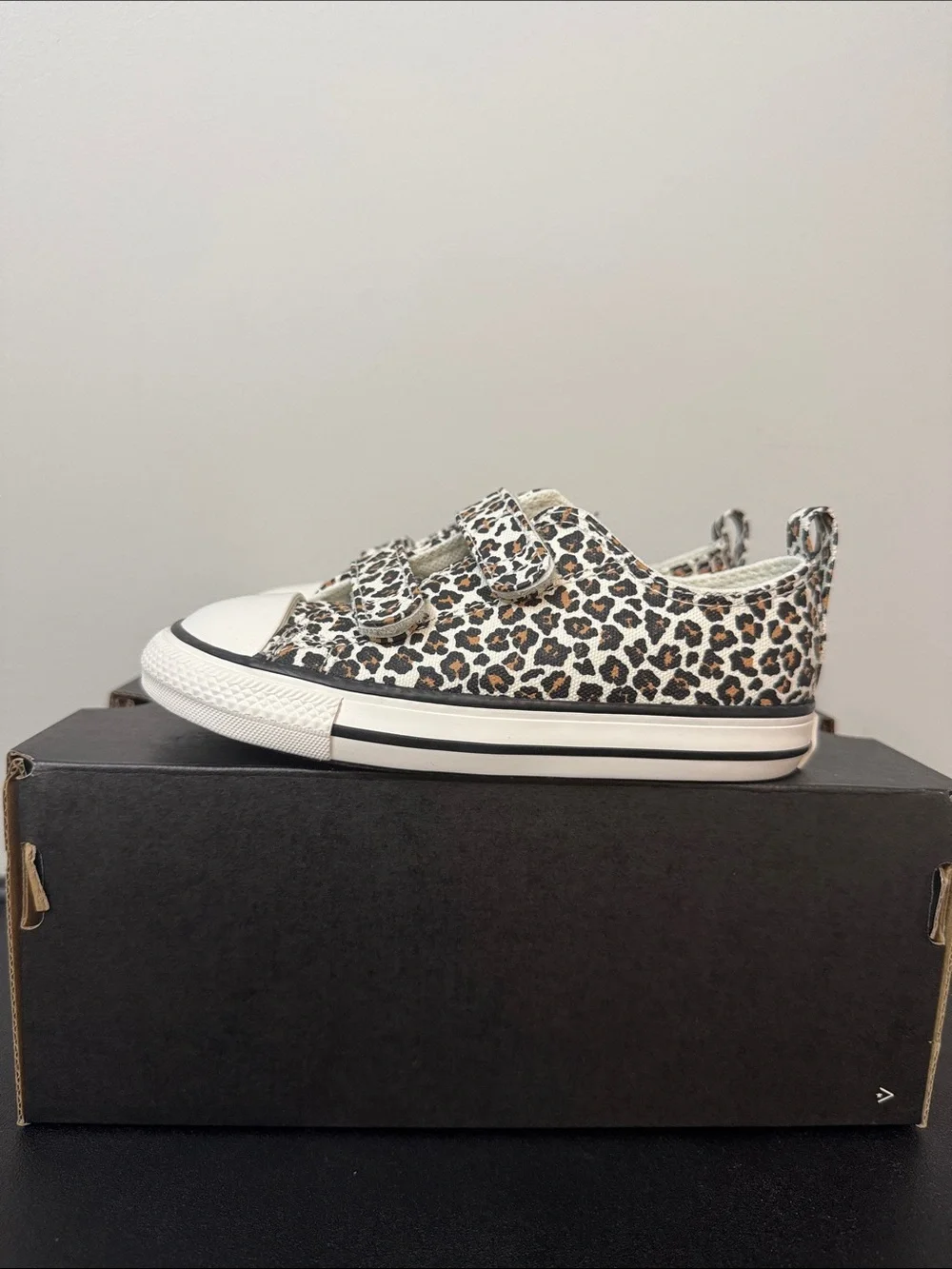 Converse Chuck Taylor Leopard Print Toddler Size 9 New NIB